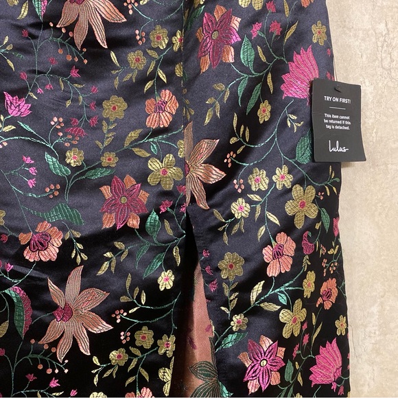 Lulu’s Floral Strapless Dress - Picture 3 of 13